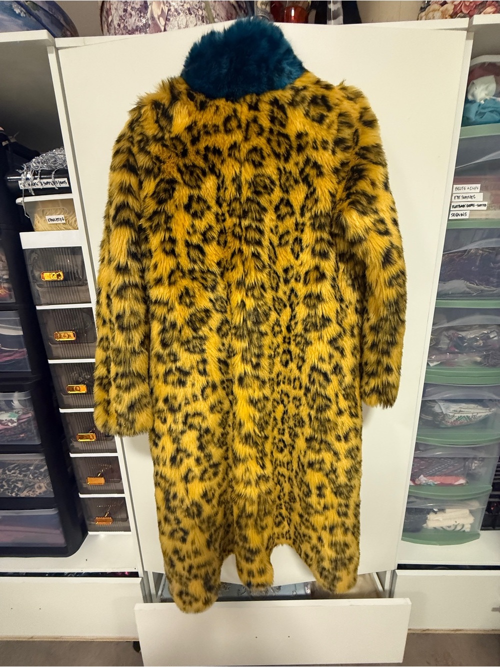 Leopard Print Faux Fur yellow cheetah Coat with Blue Collar midi duster length - Picture 4 of 5